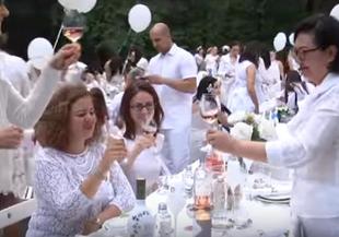 Масов пикник събира ценители под инициативата София в бяло