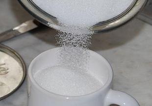 Нашенецът излапва по 36 кила захар на година