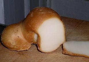 Скаморца – сирене във формата на круша