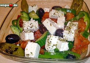 Гръцка салата с люта чушка