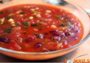 Експресна супа с боб и домати от консерва