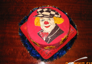 Торта Клоун с череши и захарна глазура