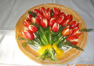 Салата Женски дар с чери домати