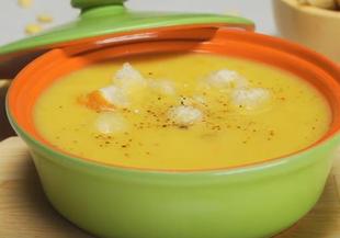 Крем супа от леща с бекон и подправки