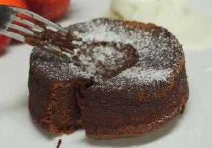 Лава кейк с шоколад и ванилия