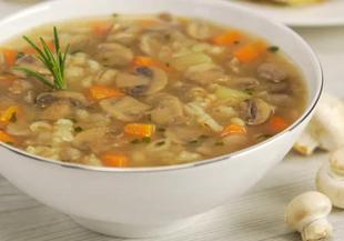 Постна гъбена супа с ечемик и картофи