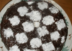 Черна торта с кондензирано мляко