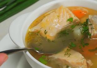 Полезна супа с риба и картофи
