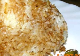 Пържен ориз по китайски със зеленчуци