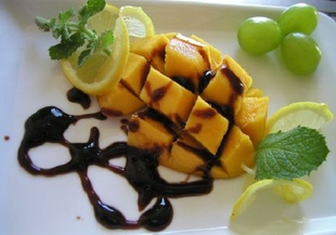 Десерт с манго 