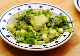 Салатен сос от авокадо