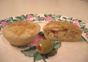 Емпада - кексче с пиле и маслини