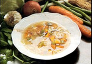 Зеленчукова пролетна шарена супа