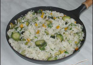 Варен ориз с моркови и тиквички
