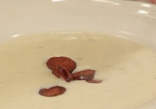 Вкусна домашна супа с картофи и карфиол