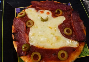 Призрачна пица с месо за Хелоуин