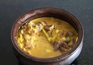 Индийско къри с риба тон