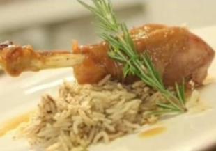 Пиле с ориз басмати и салата афродизиак с магданоз и булгур