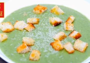 Зелена крем супа с картофи, спанак и крутони