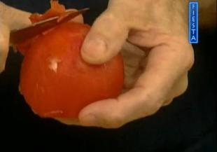 Как да обелим домати и да махнем семето им