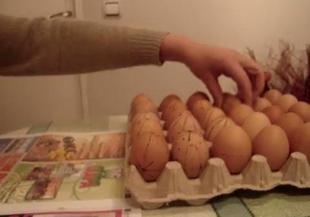 Украсяване на яйца с восък