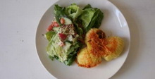 Картофи на фурна със салата по шведски