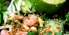 Тайландска салата с ароматни подправки