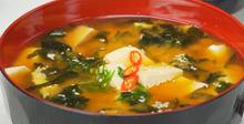 Корейска мисо супа с яйца и тофу