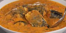 Риба по ямайски в сметаново-зеленчуков сос