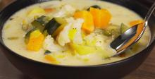 Италианска млечна супа с тиква и зеленчуци