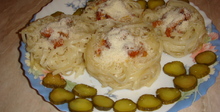 Гнезда от спагети с шунка и пармезан