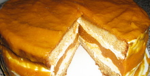 Портокалова торта със сметана и кайсии