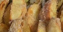 Печен чипс от картофи и тиквички с галета