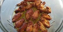 Пилешки крилца в уред за готвене на пара