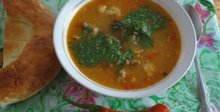 Агнешка супа с домати и лук