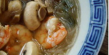 Тайландска супа том ям
