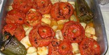 Пълнени домати с октопод и ориз