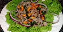 Тайландска салата Нам сот с месо