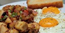 Перфектната закуска с яйца и картофи