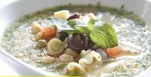 Италианска супа с макарони и зеленчуци
