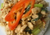 Пиле с пържен ориз и босилек по тайландски
