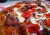 Пица с домат и бекон