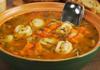 Зеленчукова супа с пелмени или равиоли