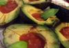 Бързо видео: Печено авокадо с пикантен сос