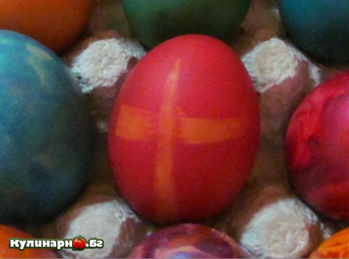 трикове за боядисване на великденски яйца